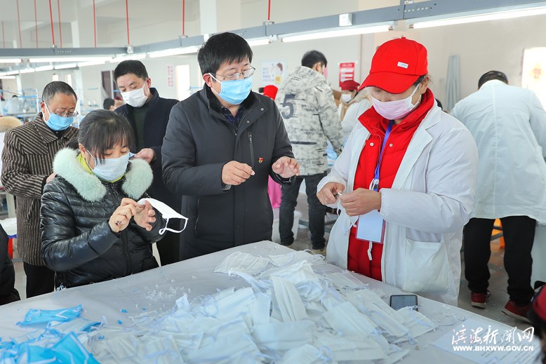 縣工信局幫助企業(yè)解決用工、生產(chǎn)問題