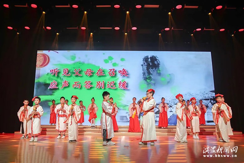 我縣各地舉辦豐富多彩的活動(dòng)迎接“六一”國(guó)際兒童節(jié)